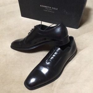 Worn once Kenneth Cole design 10321 oxfords
